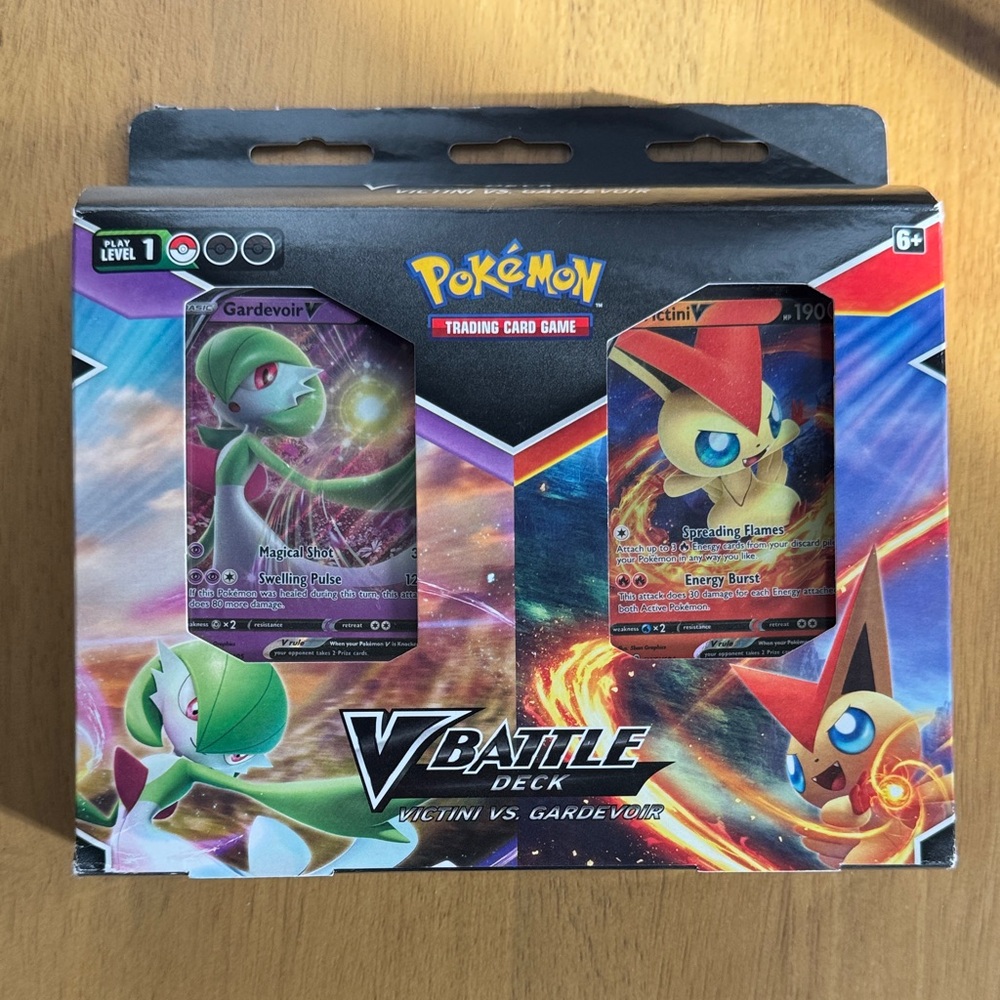Pokémon V Battle Deck - Victini vs. Gardevoir